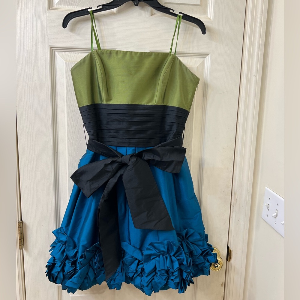 Adrianna Papell color block strapless dress
